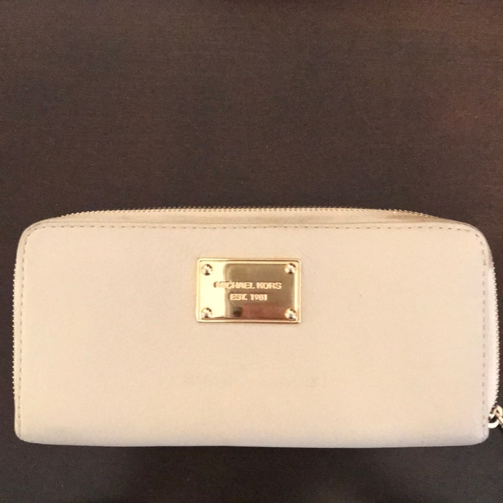 Michael Kors wallet